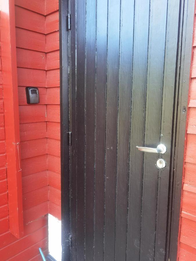 Hybel Til Leie Apartment Тведестранд Екстериор снимка